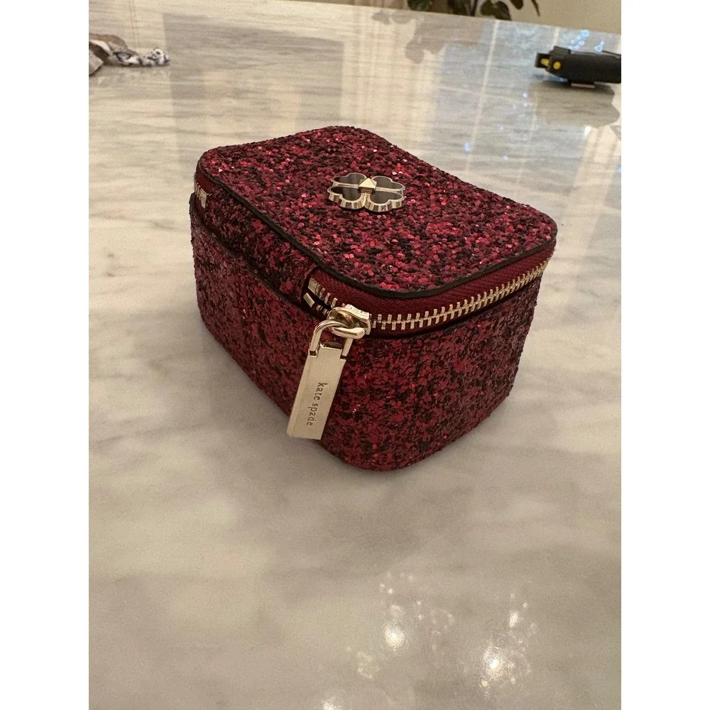 Kate Spade Odette Glitter Jewelry Holder‎ in Black Cherry